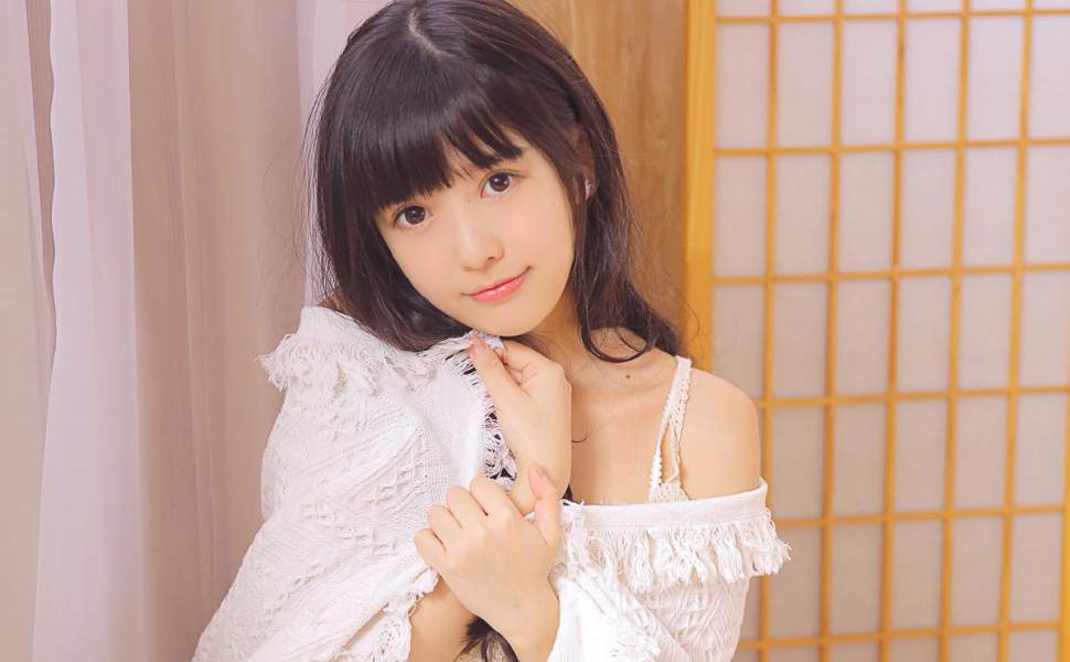 郭美美出狱两年又上热搜！抖音封杀、微博冻结，竟开700万劳斯莱斯在外滩摆拍？黑历史全扒：卖淫门、赌场、毒药...