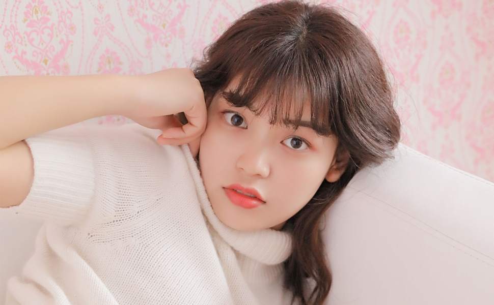 浙江高校一青年导师坠楼事件：手机内发现女友出轨不雅内容，引发网络热议