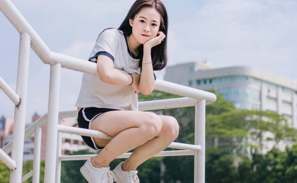 姑姑变炮友？寂寞人妻穿高跟靴勾引亲侄子，开房激战全程无码