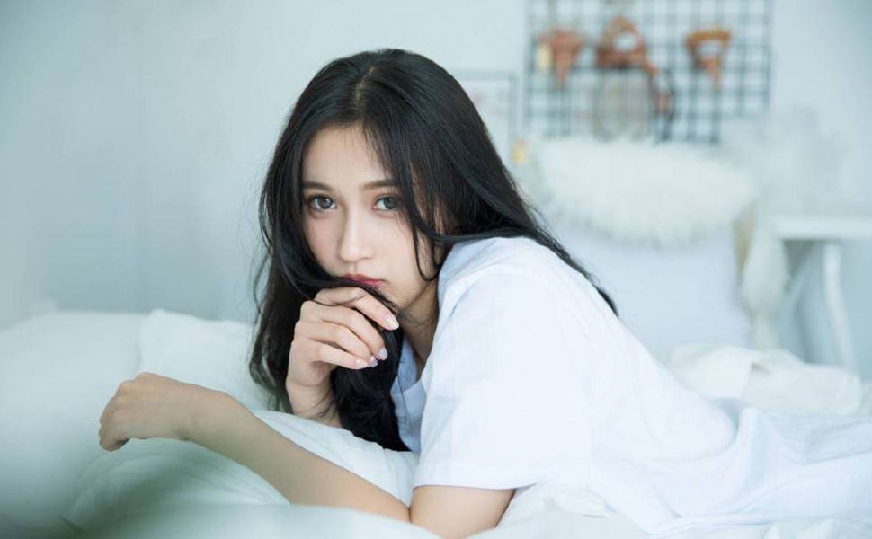 彻底翻车！最美新娘兔兔付费内容泄露，白虎嫩穴狂泄水，后入骑乘浪叫到失神
