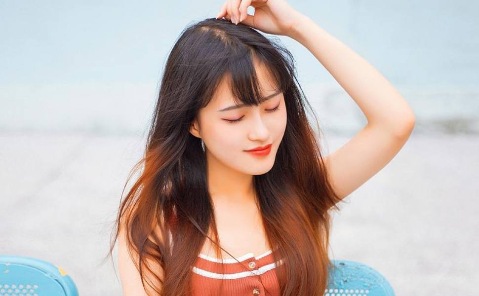 湖北宜昌人妻刘美玲网络约会双男事件反思：三人行细节曝光，家庭人设崩塌警示法律与道德边界